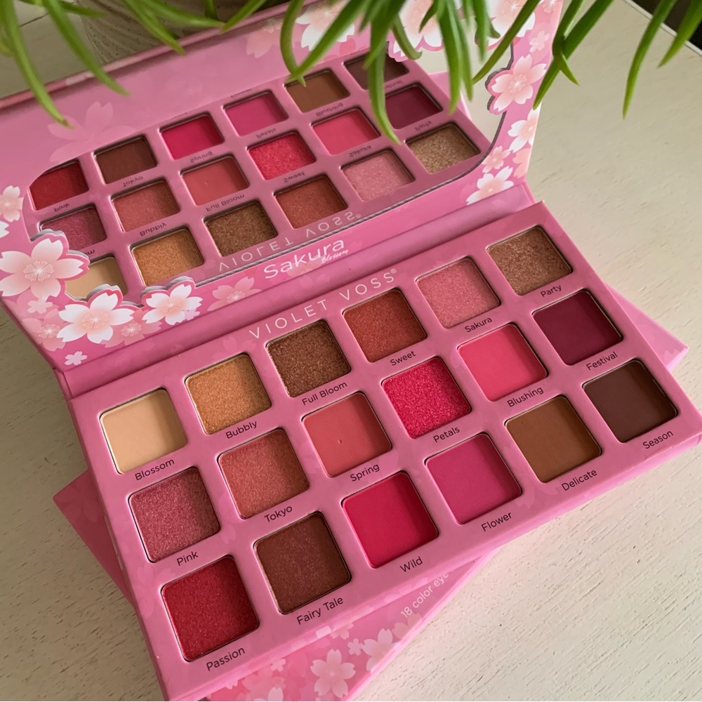 🆕 Violet Voss Sakura Blossom Palette